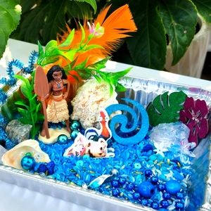 TO-GO SENSORY BOX: MOANA